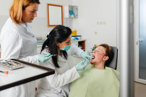 Best Broken or Cracked Tooth Emergency Dentist in Murphysboro, IL